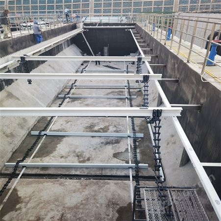 龙岱环保 非金属链条式刮泥机 链板式 污水处理设备 专业生产