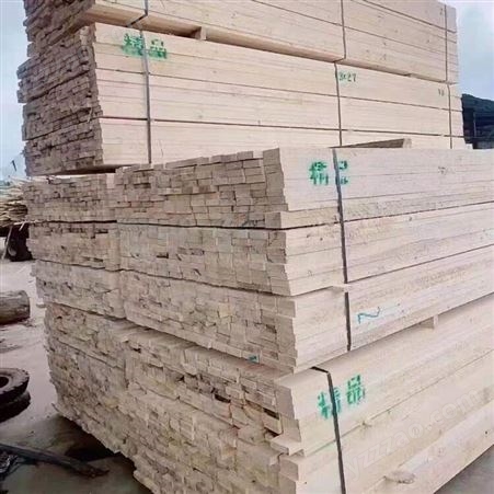 铁杉方木加工厂 工程工地用木方 定做建筑木材 建亿建筑