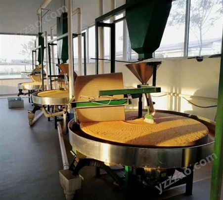 吃原滋原味金黄小米用电动石碾碾米设备 全自动组合大米加工机械